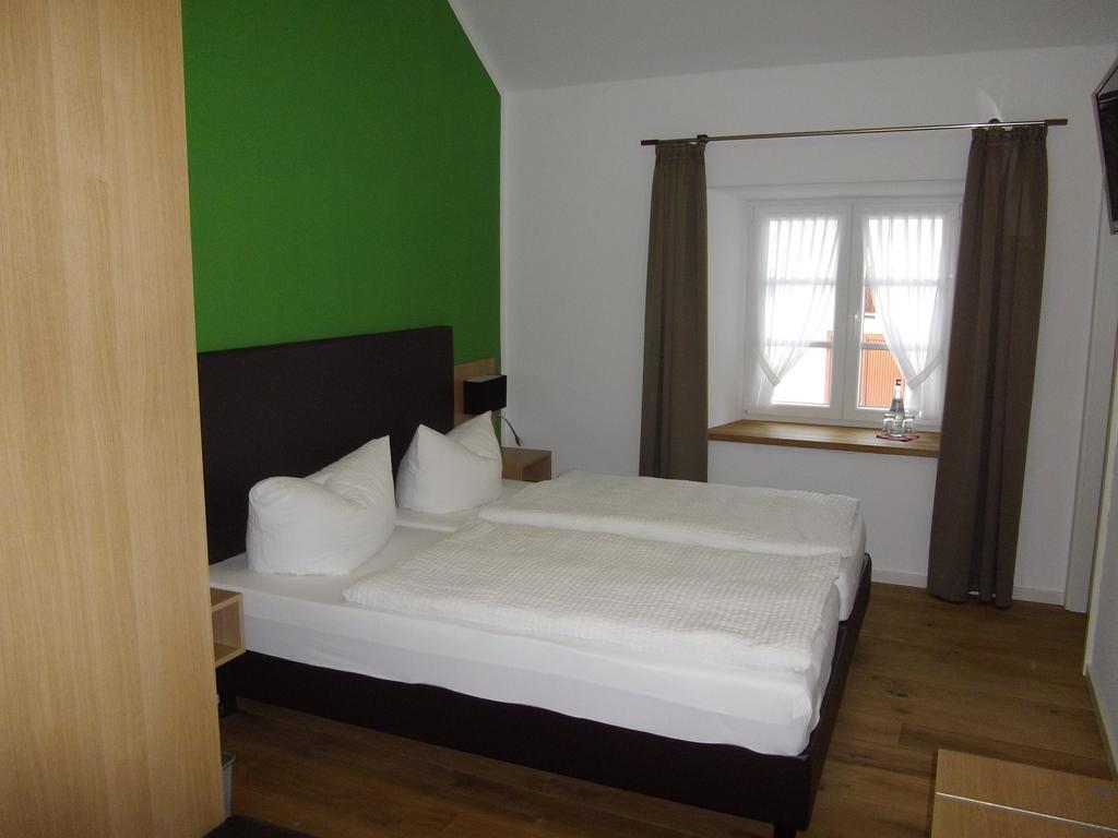 Mullisch'S Hof Hotel Dohm-Lammersdorf Room photo